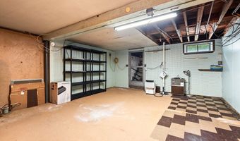 22 Oakland Cir, Abington, MA 02351