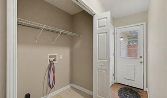 169 Spring Lake Dr, Athens, GA 30605