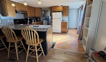 90 Sunset Cir, Campton, NH 03223