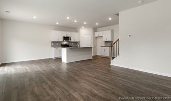 1085 Misty Creek Dr, Aberdeen, NC 28315