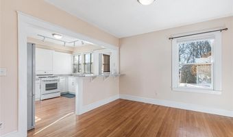 118 Ocean Ave, Cranston, RI 02905