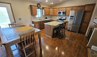 906 SW 16th Ave, Aberdeen, SD 57401