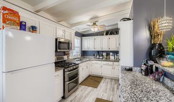 19 W720 Woodland Ave, Addison, IL 60101