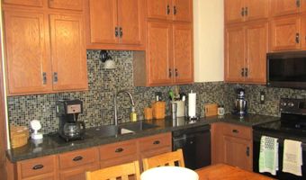 9 Ridge Rd, Atlantic, IA 50022
