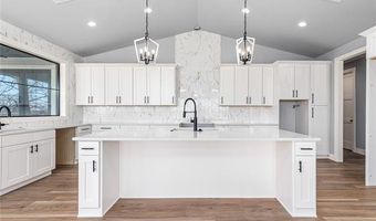 22 Vinita Cir, Monkey Island, OK 74331