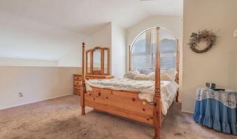 5704 Skyview Way E, Agoura Hills, CA 91301