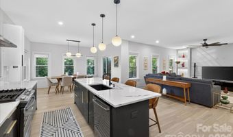 1608 Chippendale Rd, Charlotte, NC 28205