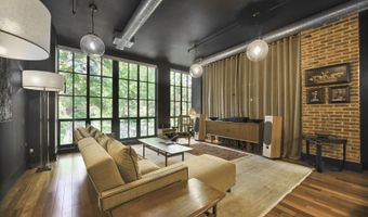 1615 N QUEEN St M303, Arlington, VA 22209