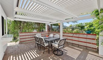 6701 E Leafwood Dr, Anaheim, CA 92807