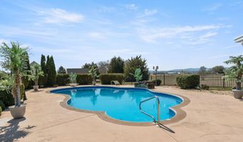 277 LAKE CHARLES Dr, Alpine, AL 35014