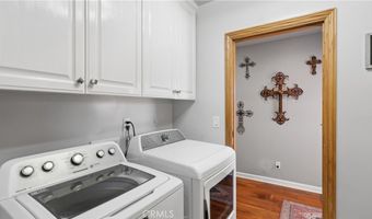 19900 Hiawatha, Los Angeles, CA 91311