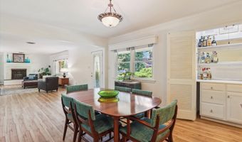 6916 PACIFIC Ln, Annandale, VA 22003