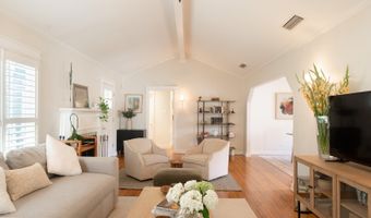 180 Claywell Dr, Alamo Heights, TX 78209