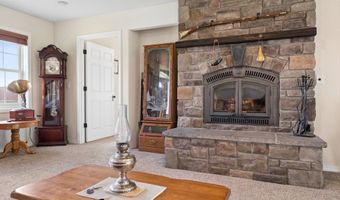 10124 WISEACRE Ln, Aurora, OR 97002
