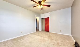 2202 Edgemont Dr, Arkansas City, KS 67005