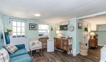 210 Essex Rd, North Kingstown, RI 02852