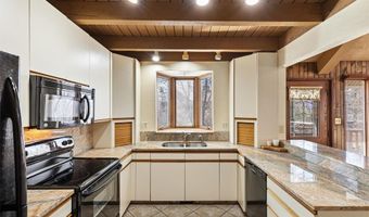 1043 PINE St, Steamboat Springs, CO 80487