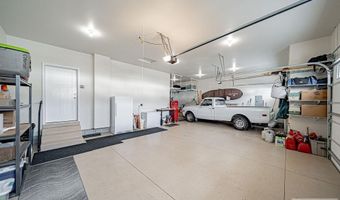 644 Silvermaple Dr, Ammon, ID 83401