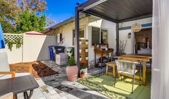 228 Crestview Gln, Escondido, CA 92026