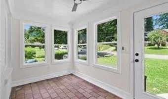 1658 Altadena, Atlanta, GA 30311