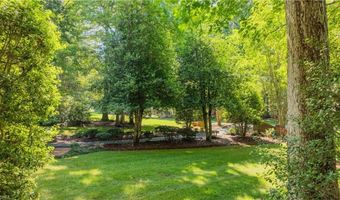 1018 Viewmont Dr, Asheboro, NC 27205