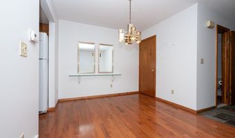 73 Velina Dr, Albany, NY 12203