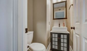 315 W Summerfield Cir, Anaheim, CA 92802