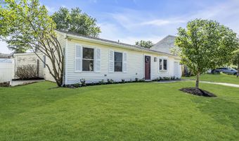8 Mizzen Dr, Barnegat, NJ 08005