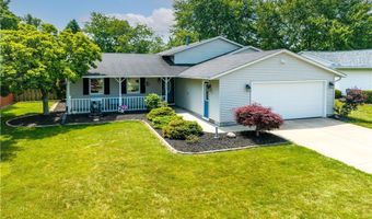 923 Hillside Dr, Amherst, OH 44001