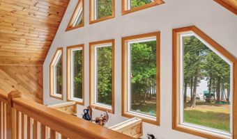 30 Beaver Bog Ln, Abbot, ME 04406