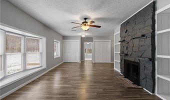 1821 Myersville Rd, Akron, OH 44312