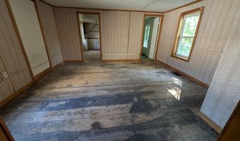 40 Walter St, Bangor, ME 04401
