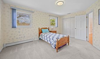 319 Redstone Dr, Cheshire, CT 06410