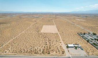 21 Palm St, Adelanto, CA 92301