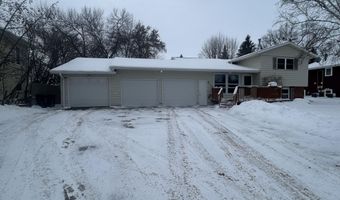 610 NE 19th Ave, Aberdeen, SD 57401