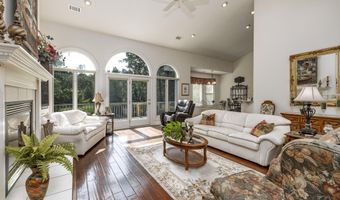 5 Vencedor Way, Hot Springs Village, AR 71909