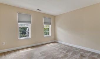 5053 DONOVAN Dr, Alexandria, VA 22304