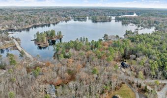 35 Merry Hill Rd, Barrington, NH 03825