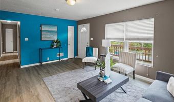 2405 Woodcrest Dr, Alton, IL 62002