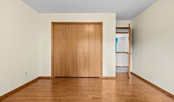 15355 SW SANDPIPER Ln, Beaverton, OR 97007