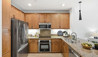3887 Pell Pl 325, San Diego, CA 92130