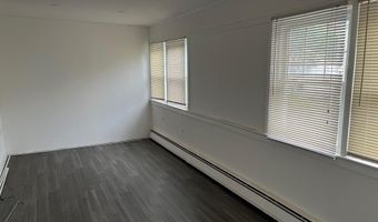 724 W Bay Ave, Barnegat, NJ 08005