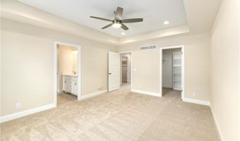 1640 Grayhawk Dr, Basehor, KS 66007
