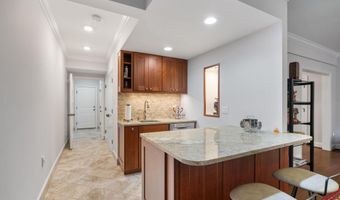 2317 S QUEEN St, Arlington, VA 22202