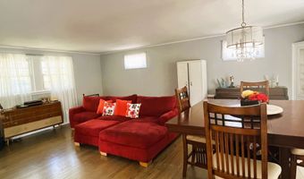 43 Meadowbrook Rd, Danbury, CT 06811
