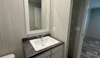 46 Quarry Hill Ests 46, Akron, NY 14001