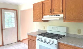 9 Crate Ln, Canaan, NH 03741