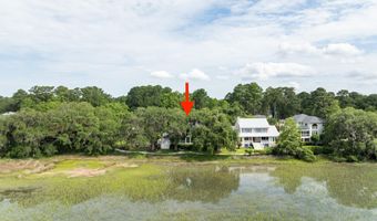 5 Petigru Dr, Beaufort, SC 29902