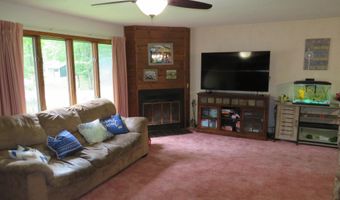 N1583 ROLLING HILLS RD, Antigo, WI 54409