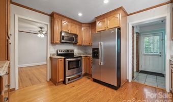 1818 Woodland Dr, Charlotte, NC 28205